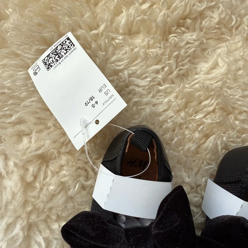 H&M Black Mesh Bow Ballet Flats